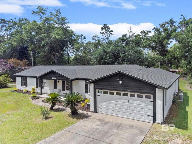 9926 Clarke Ridge Road, Foley, AL 36535