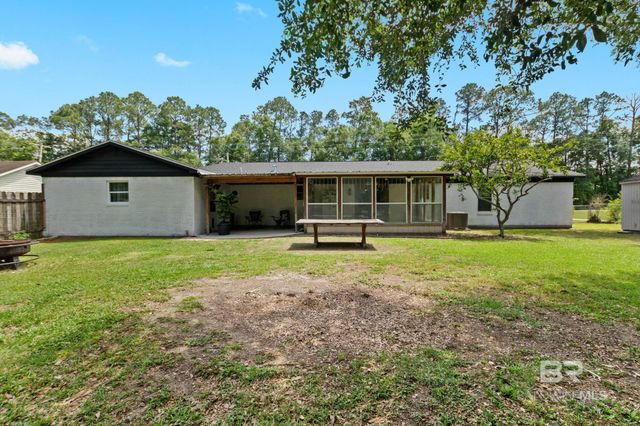 9926 Clarke Ridge Road, Foley, AL 36535