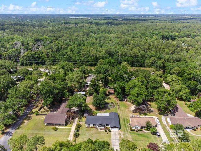 9926 Clarke Ridge Road, Foley, AL 36535