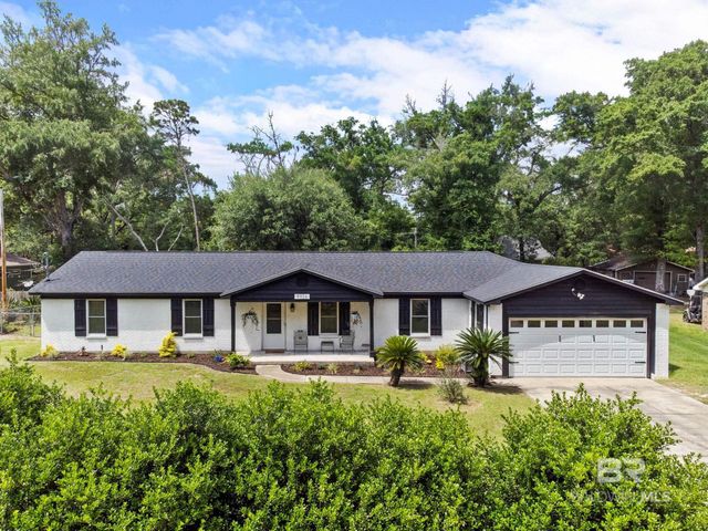 9926 Clarke Ridge Road, Foley, AL 36535