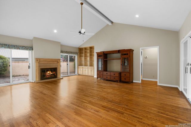 1 Kensington Ct, San Antonio, TX 78218