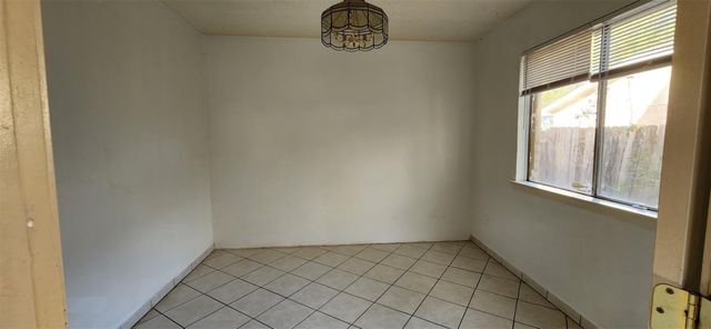 7807 Lamppost Court, Houston, TX 77064