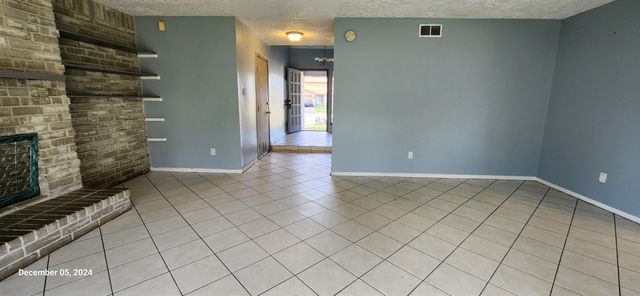 7807 Lamppost Court, Houston, TX 77064