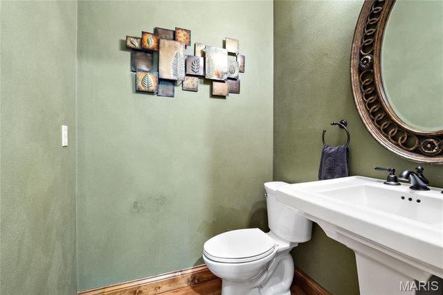 180 Regal Court, O'fallon, IL 62269