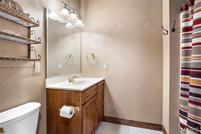 180 Regal Court, O'fallon, IL 62269