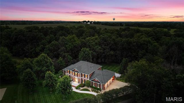 180 Regal Court, O'fallon, IL 62269