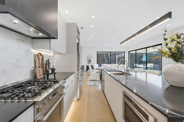 3633 Thedford Avenue, Dallas, TX 75209