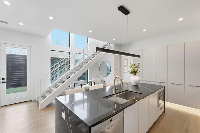 3633 Thedford Avenue, Dallas, TX 75209