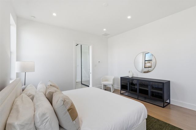 3633 Thedford Avenue, Dallas, TX 75209