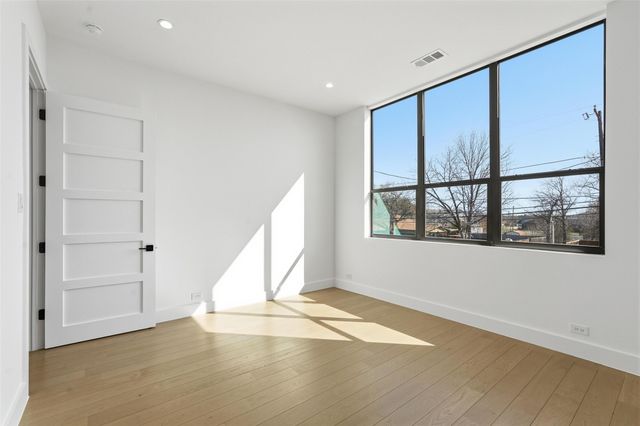 3633 Thedford Avenue, Dallas, TX 75209