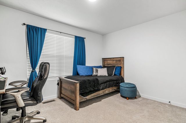 1142 S Broadview Avenue, Springfield, MO 65802