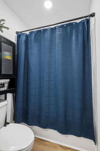 1142 S Broadview Avenue, Springfield, MO 65802