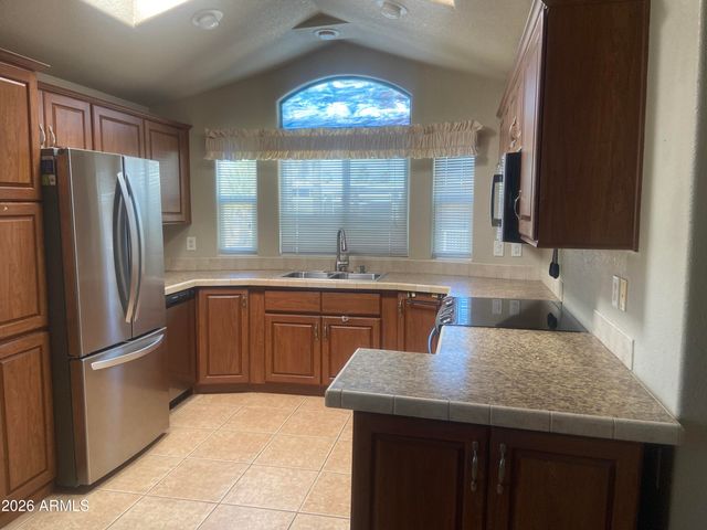 2005 S ENO Drive, Apache Junction, AZ 85119