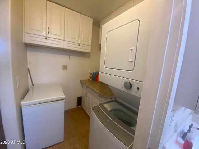 2005 S ENO Drive, Apache Junction, AZ 85119