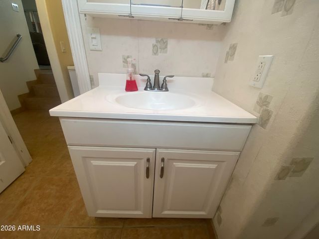 2005 S ENO Drive, Apache Junction, AZ 85119