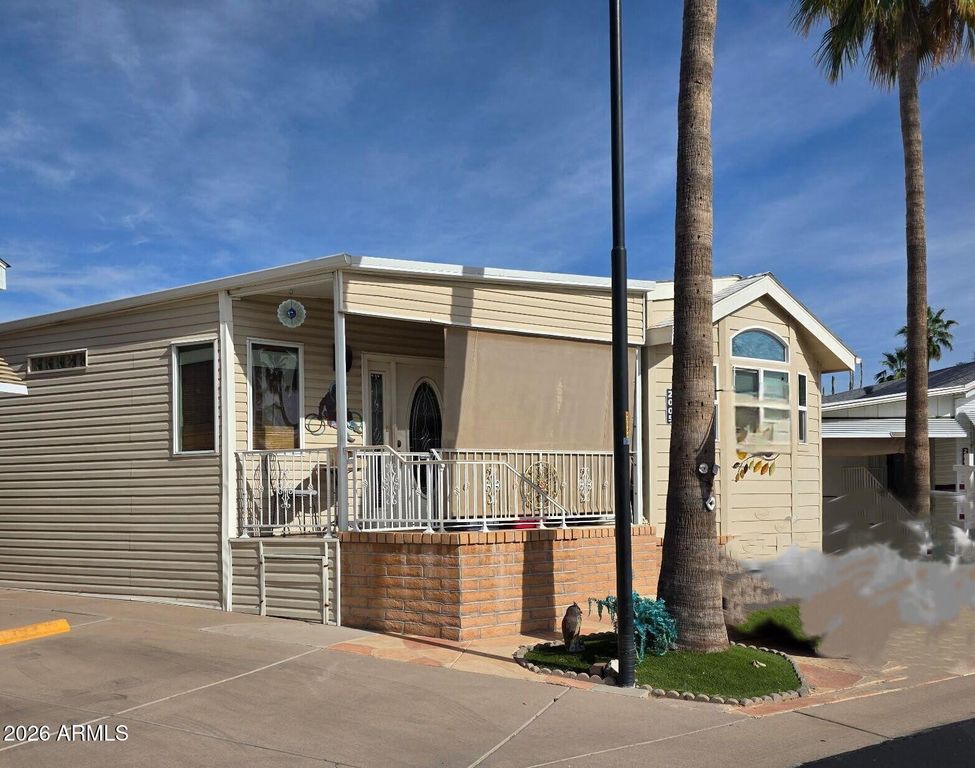 2005 S ENO Drive, Apache Junction, AZ 85119