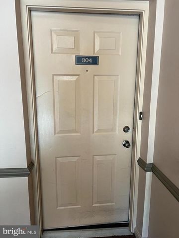 2071 ALICE AVE #2071-304, Oxon Hill, MD 20745