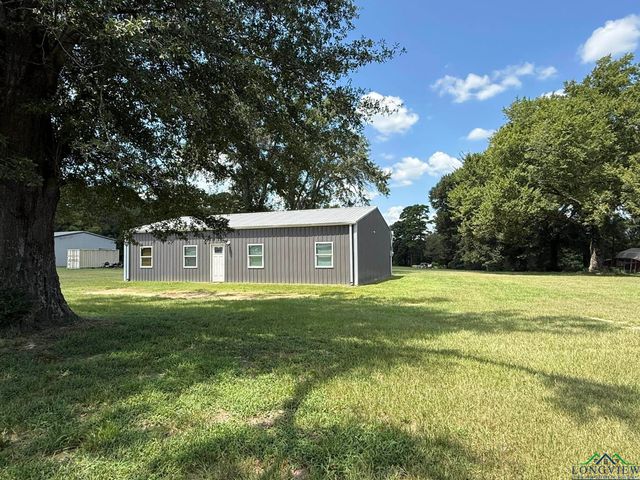 9418 S STATE HWY 155, Big Sandy, TX 75755