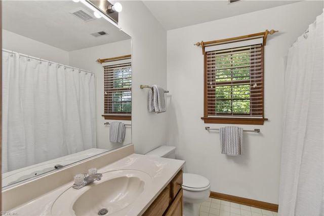 2142 Grey Fox LN, Virginia Beach, VA 23456
