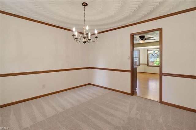 2142 Grey Fox LN, Virginia Beach, VA 23456