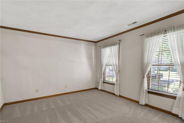 2142 Grey Fox LN, Virginia Beach, VA 23456