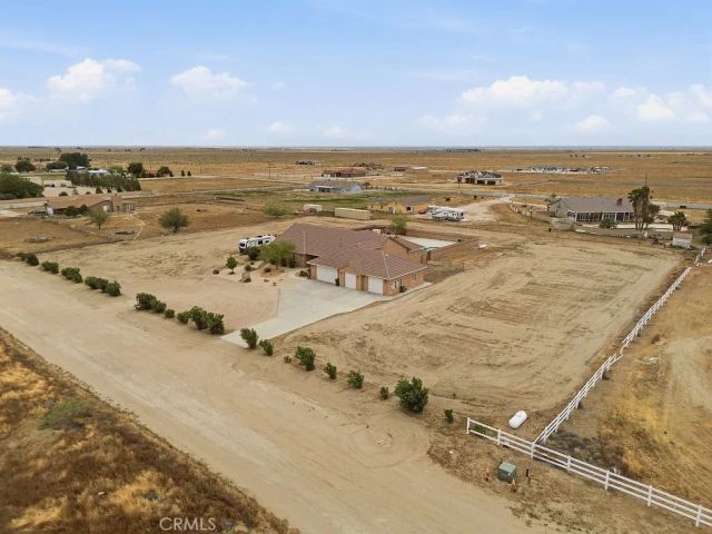 6842 Birch Avenue, Rosamond, CA 93560