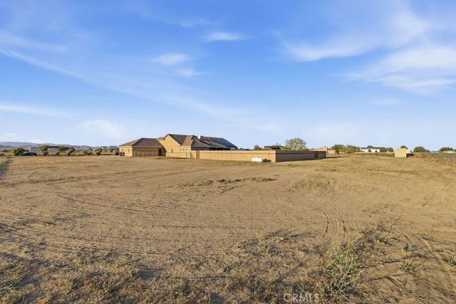 6842 Birch Avenue, Rosamond, CA 93560