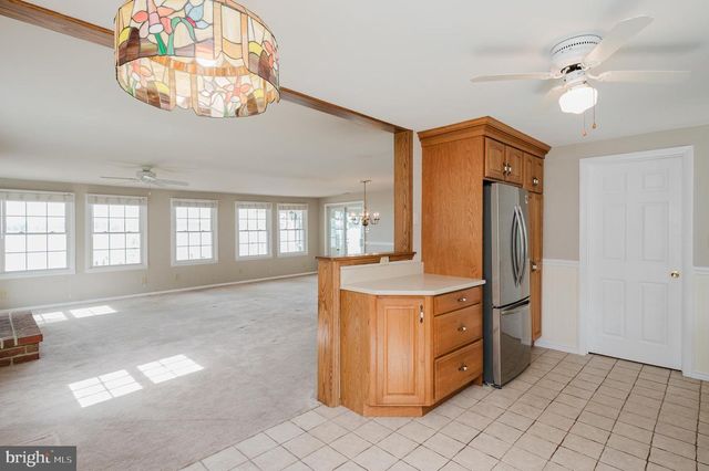405 WALNUT GROVE RD, Baltimore, MD 21221