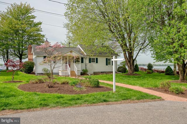 405 WALNUT GROVE RD, Baltimore, MD 21221