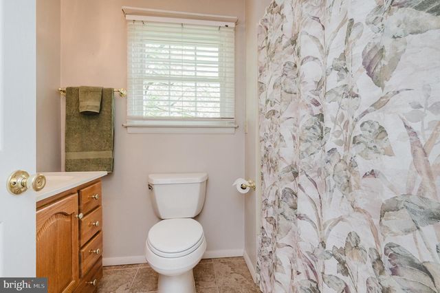 405 WALNUT GROVE RD, Baltimore, MD 21221