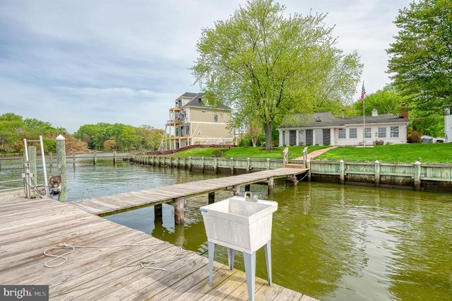 405 WALNUT GROVE RD, Baltimore, MD 21221