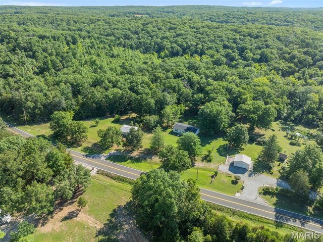 9110 State Road WW, Dittmer, MO 63023