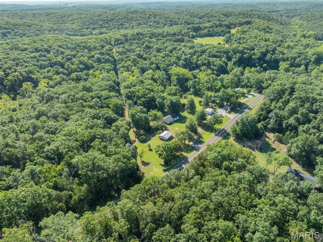 9110 State Road WW, Dittmer, MO 63023