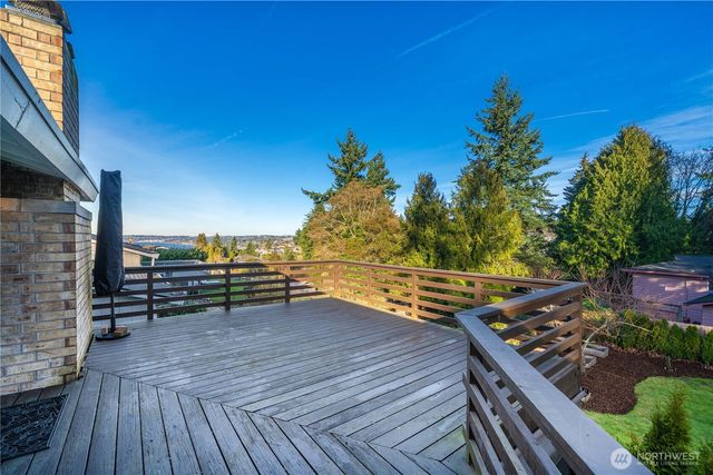 30024 2nd Avenue SW, Federal Way, WA 98023