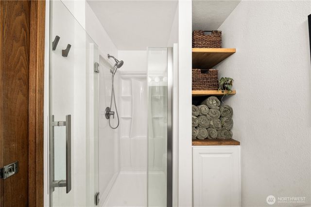 30024 2nd Avenue SW, Federal Way, WA 98023