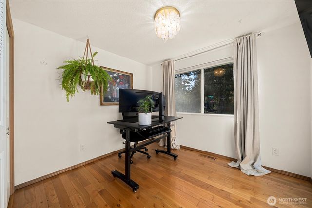 30024 2nd Avenue SW, Federal Way, WA 98023