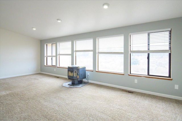 60990 Jennings Road, Bend, OR 97702