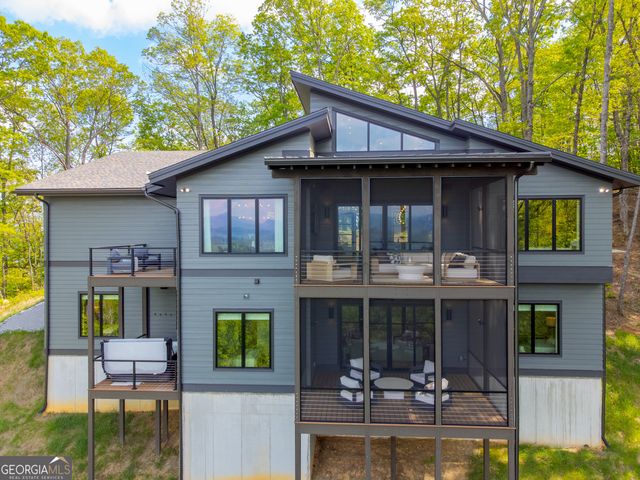 377 Charmont Drive, Tiger, GA 30576