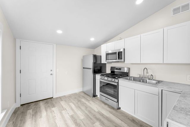 3733 E 9th Street, Panama City, FL 32401