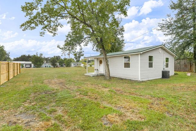3733 E 9th Street, Panama City, FL 32401