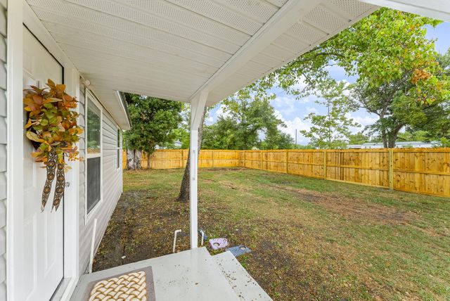 3733 E 9th Street, Panama City, FL 32401