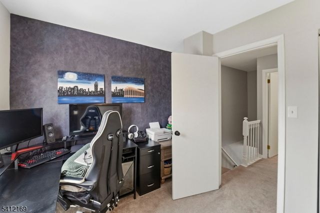 89 Wood Duck Ct, Allamuchy Twp., NJ 07840