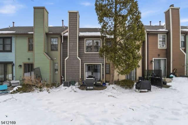 89 Wood Duck Ct, Allamuchy Twp., NJ 07840