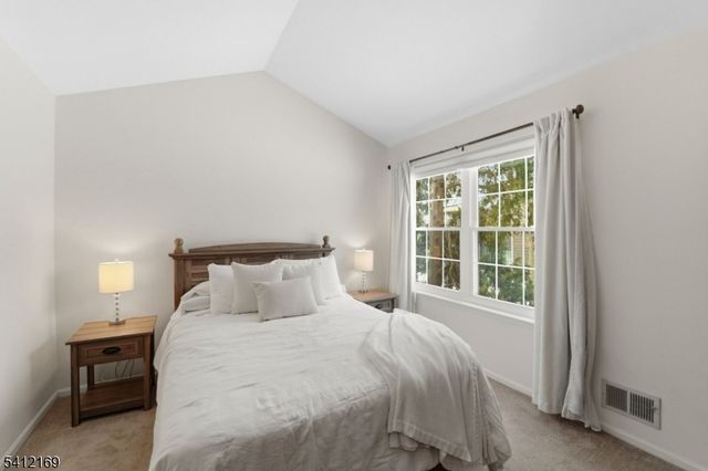 89 Wood Duck Ct, Allamuchy Twp., NJ 07840