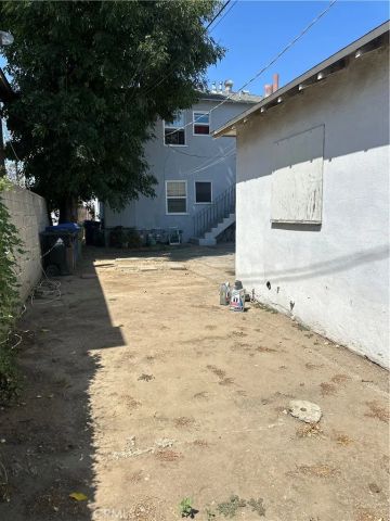 14736 Gilmore, Van Nuys, CA 91411