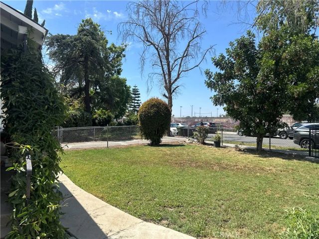 14736 Gilmore, Van Nuys, CA 91411