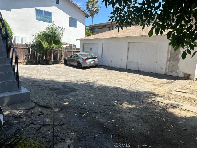 14736 Gilmore, Van Nuys, CA 91411