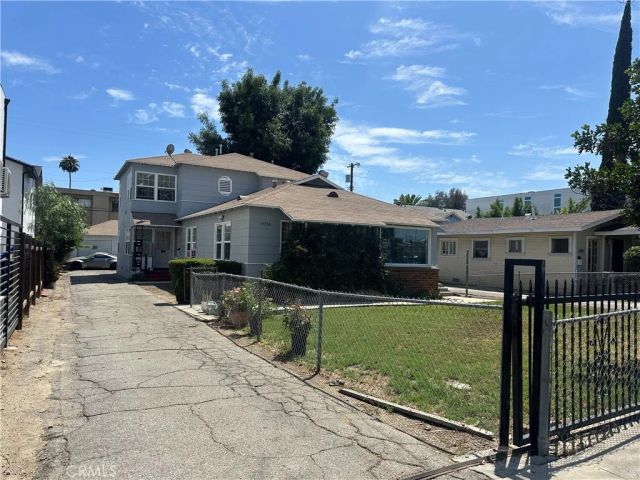 14736 Gilmore, Van Nuys, CA 91411