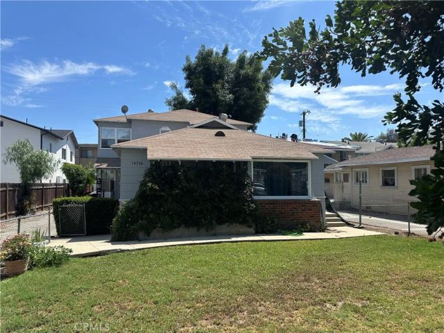 14736 Gilmore, Van Nuys, CA 91411