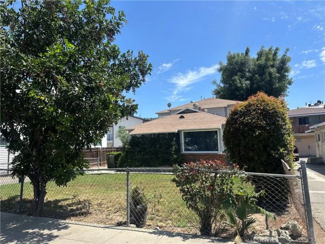 14736 Gilmore, Van Nuys, CA 91411